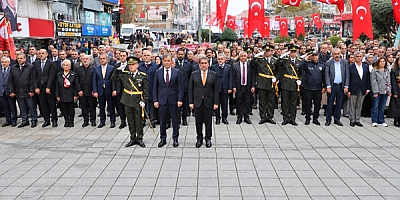 ESENLER’DE CUMHURİYET’İN 103. YILI COŞKUYLA KUTLANDI